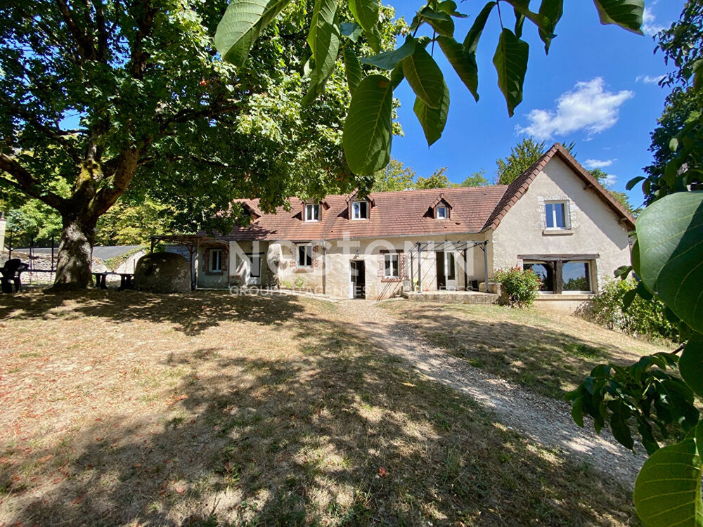 LONGERE 8 PIECES - 196 m² avec jardin