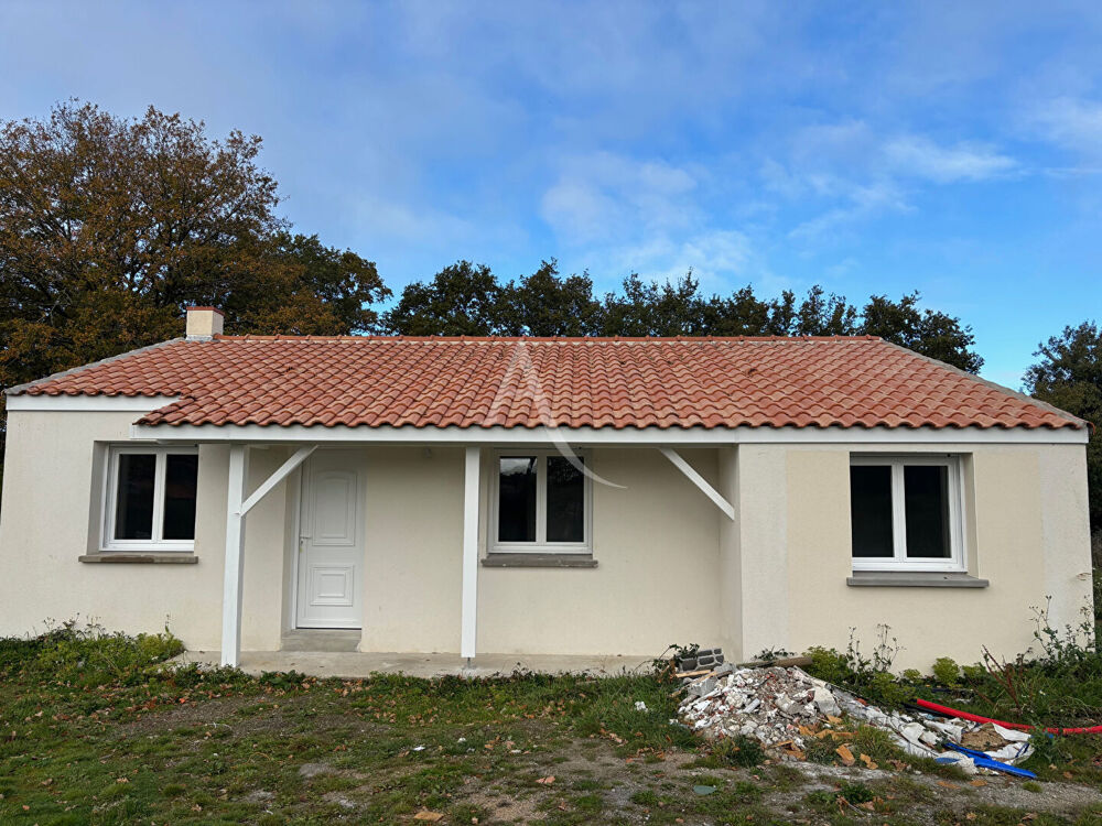 Maison rénovée de plain-pied ! Le Cellier (campagne) - 76m²