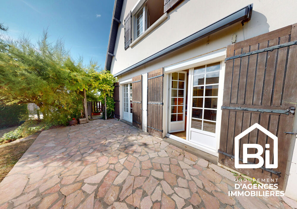 Vente Maison MAISON FAMILIALE AVEC GRAND TERRAIN Colleville montgomery