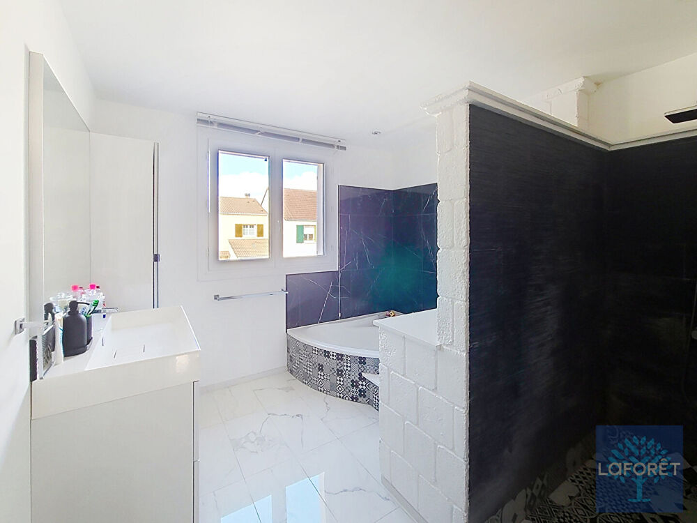 Vente Maison Maison 4 chambres sur Etampes Etampes