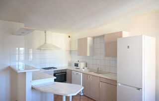  Appartement à louer 2 pièces 59 m²