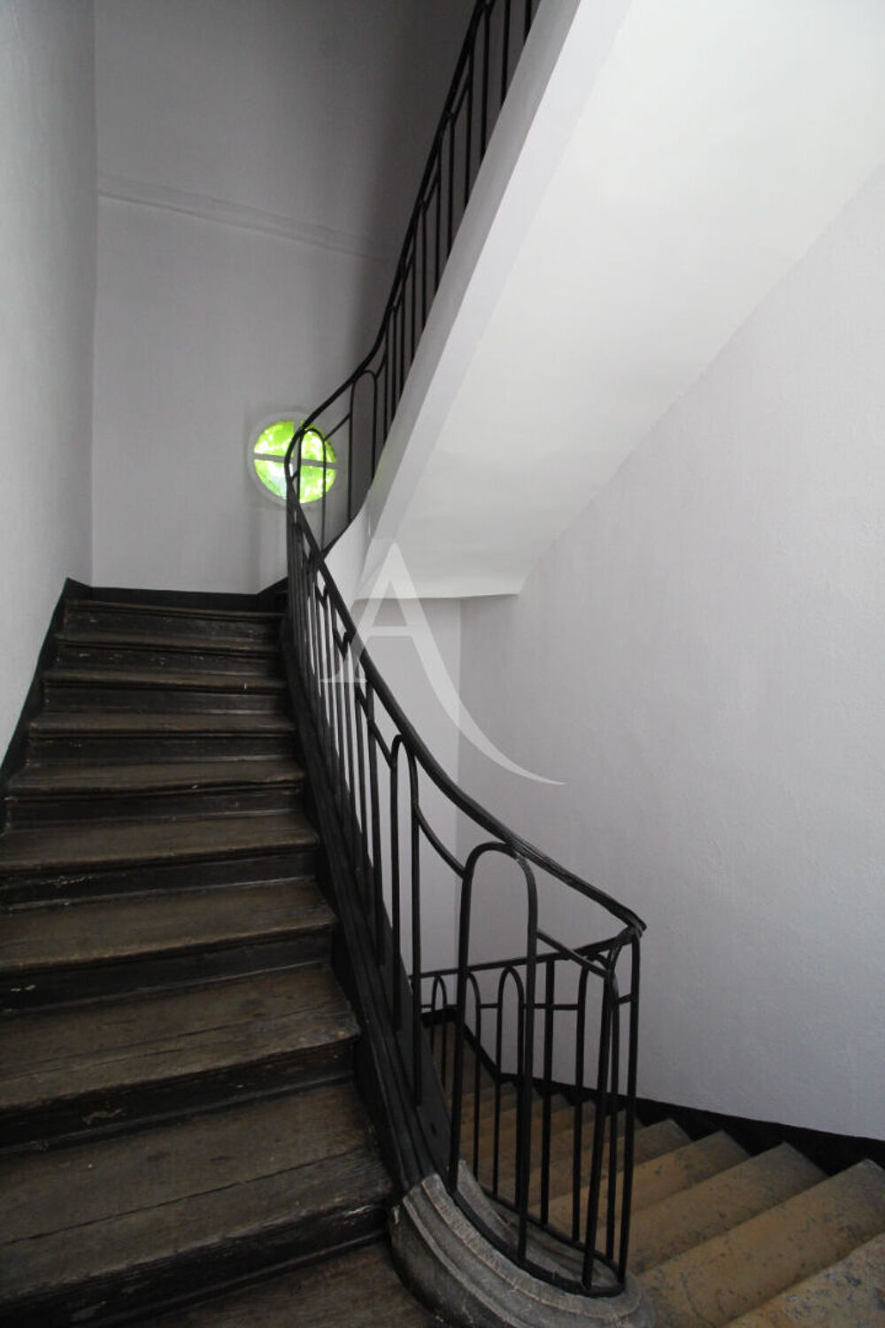 Location Appartement A LOUER Studio meublé de 11.80 m2 hyper centre de DIJON Dijon