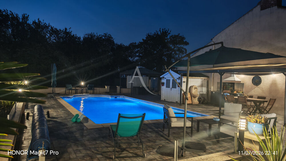 Maison 5 pièces 155 m² · à Petosse · 155 m² · 295 800 €