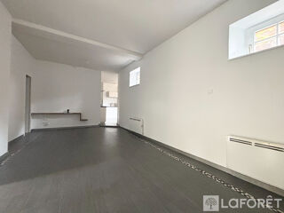  Appartement à louer 3 pièces 69 m²