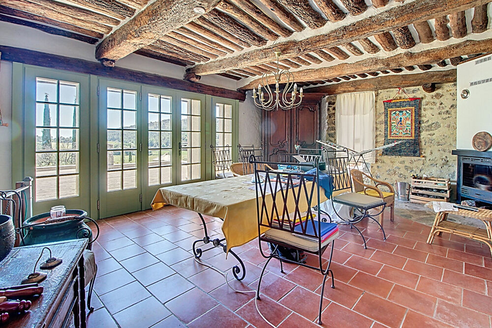 � vendre  Maison Ampus (83111)