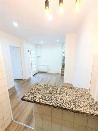 Appartement à louer 2 pièces 23 m²