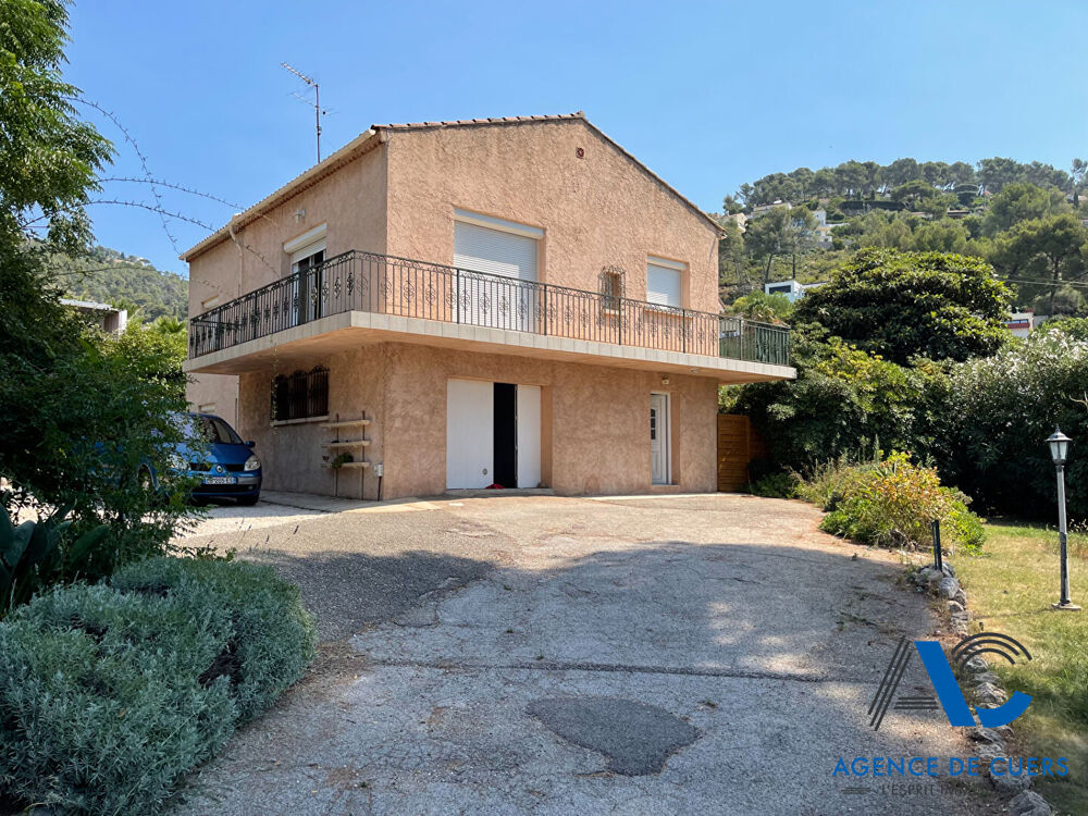 à vendre  Maison Carqueiranne (83320)
