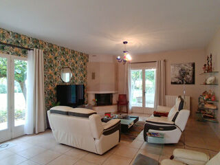  Maison � vendre 6 pi�ces 200 m�