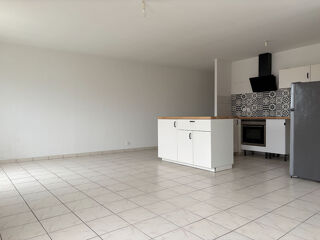  Immeuble à vendre 14 pièces 304 m²