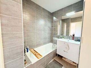  Appartement  vendre 3 pices 65 m