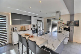  Maison � vendre 6 pi�ces 197 m�