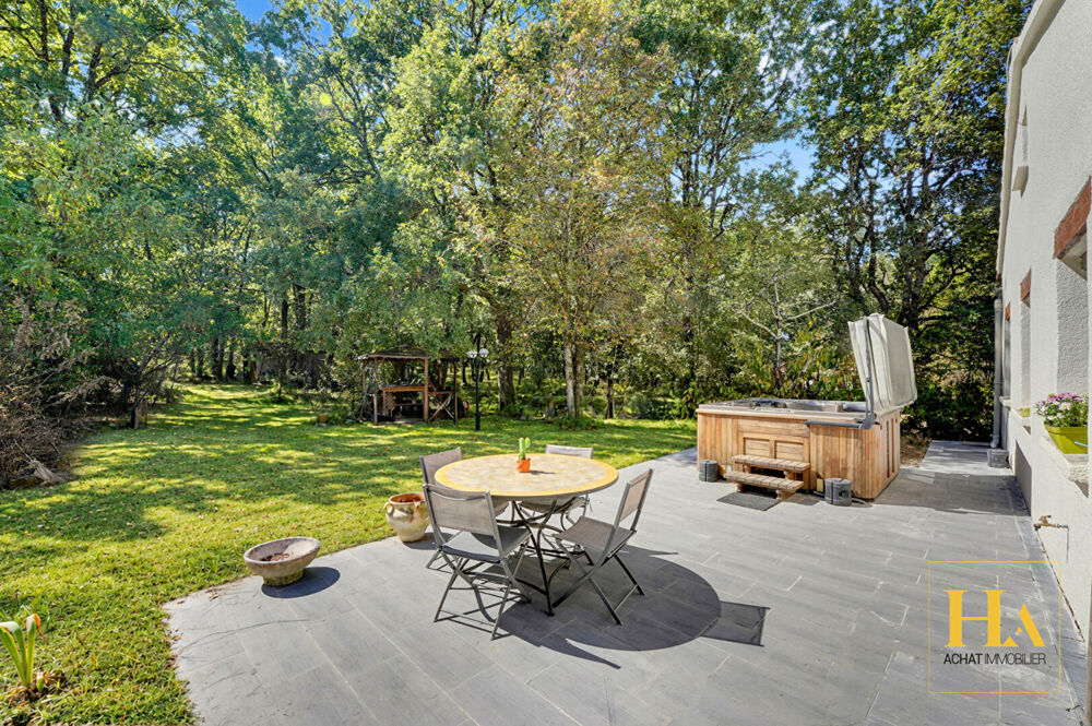 Vente Maison RARE Maison au milieu d'un bois, Cépet 102 m2, T5, 4200 m2 de terrain arboré Cepet