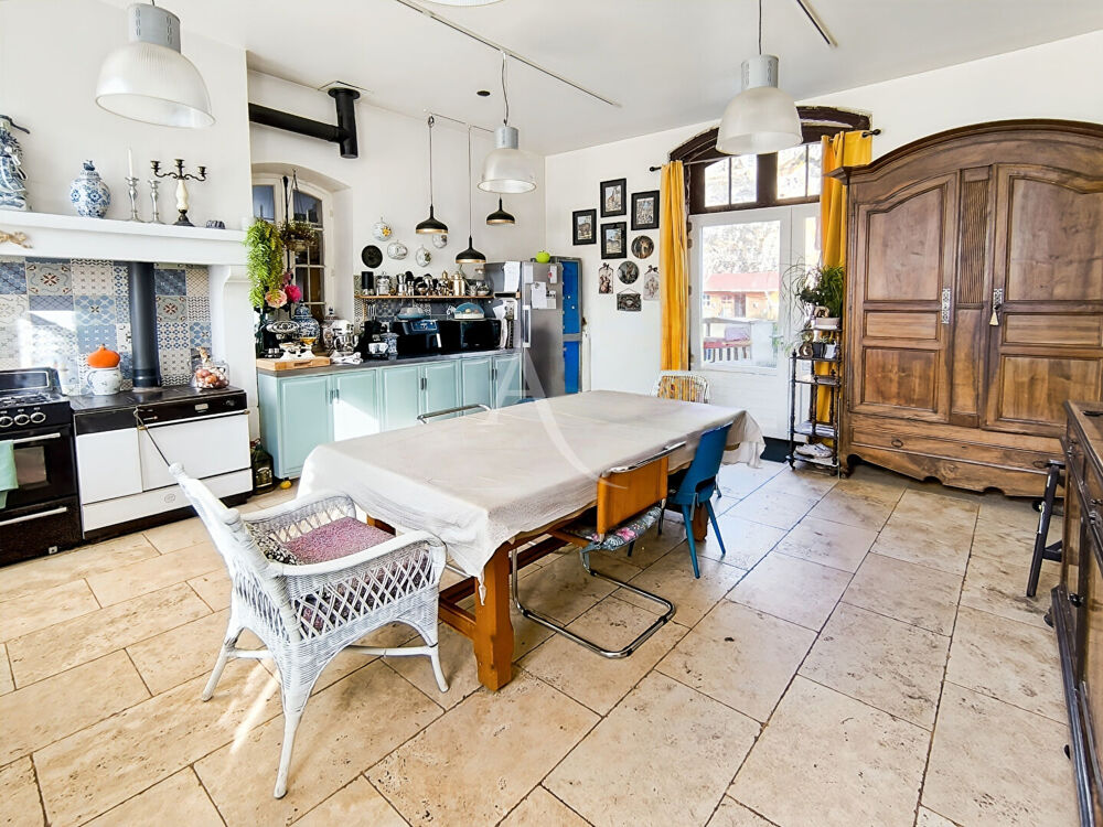 Maison Villefranche Du Perigord 4 chambres, 205 m², terrain 2236 m²