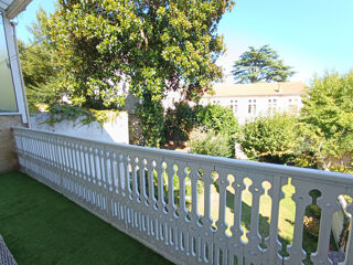  Maison à vendre 10 pièces 176 m²