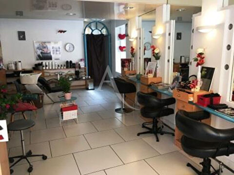 Salon de coiffure à vendre centre-ville d'Agen 28600 47000 Agen