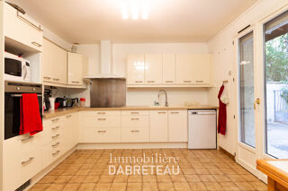  Appartement à louer 5 pièces 113 m²