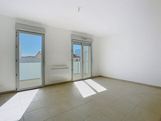  Appartement à louer 3 pièces 73 m²