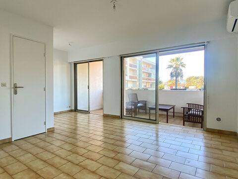  Appartement � louer 1 pi�ce 28 m� Le cannet