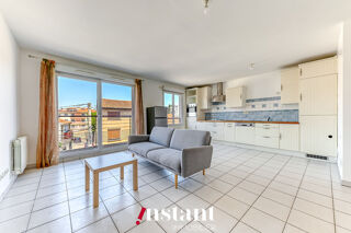  Appartement à louer 2 pièces 60 m²
