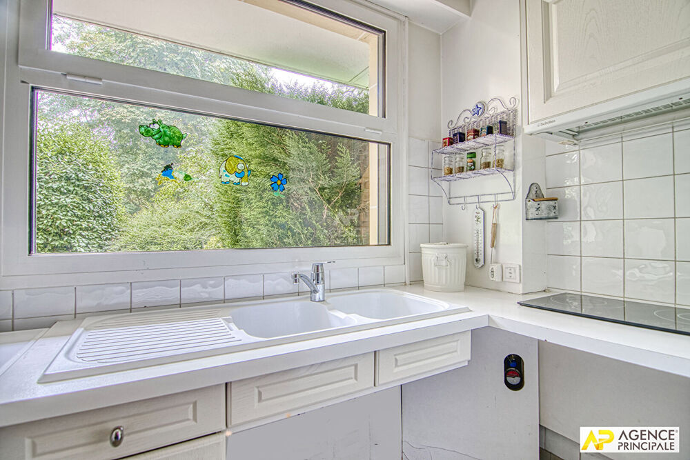 � vendre  Appartement Versailles (78000)