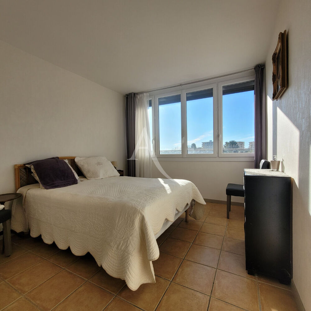 Vente Appartement Appartement Grasse 3 pièces  stationnement et cave Grasse