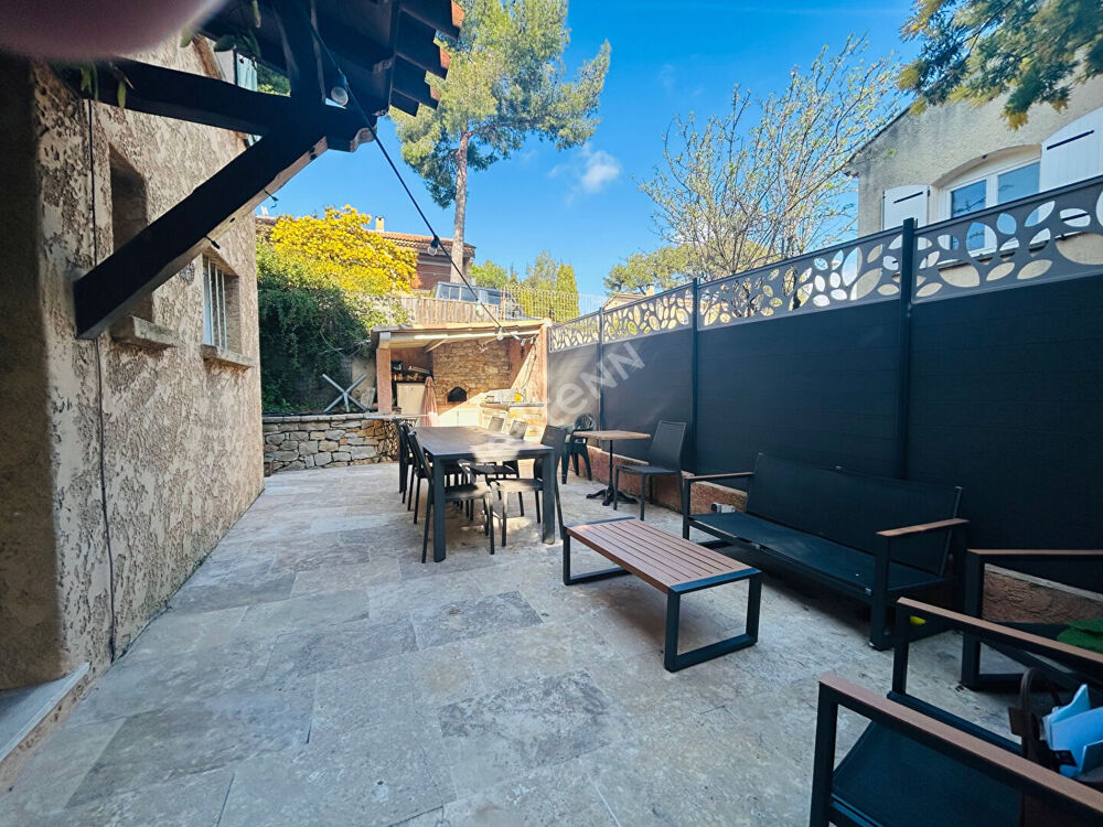 Vente Maison Maison La Ciotat de 5 pièces de 107 m² vue mer avec studio indépendant La ciotat