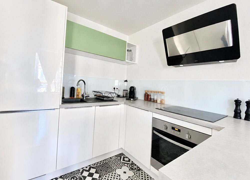 Vente Appartement Appartement  T2 DUPLEX  d'environ 50 m² Marseille 2