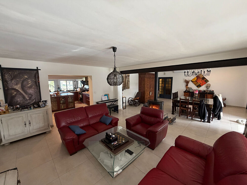Maison Arles 300 m2