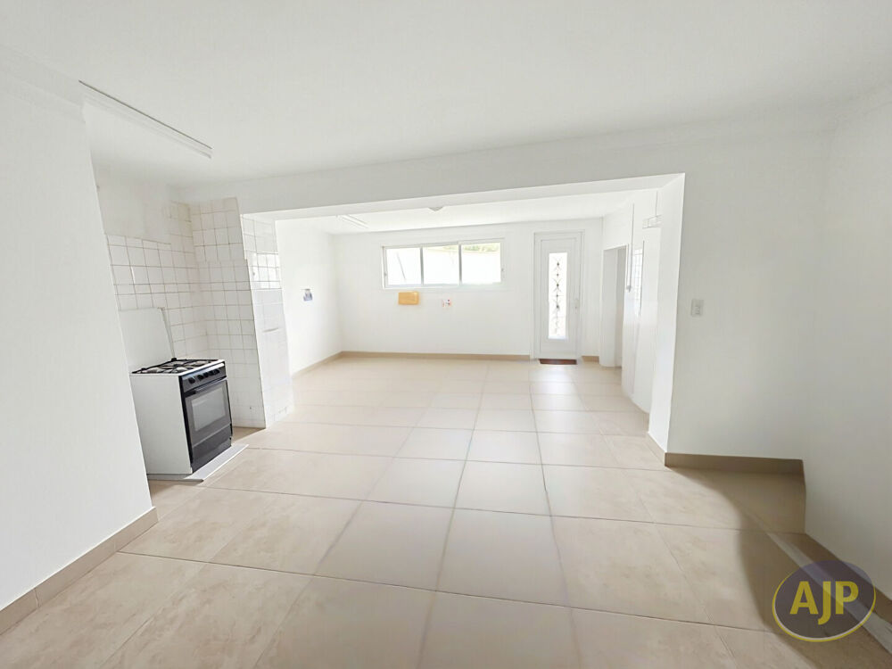 LE POULIGUEN secteur CHAPELLE - 185 m² Parcelle 769M²