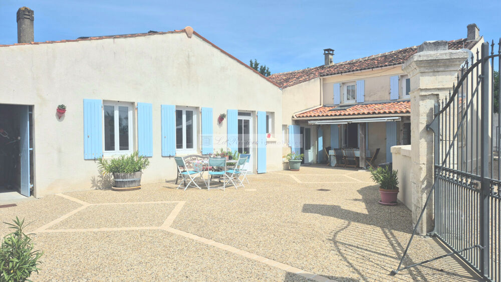 Maison 7 pièces 171 m² · à Saintes · 171 m² · 399 000 €
