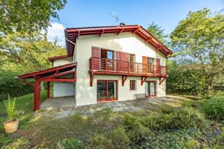  Maison � vendre 8 pi�ces 214 m�