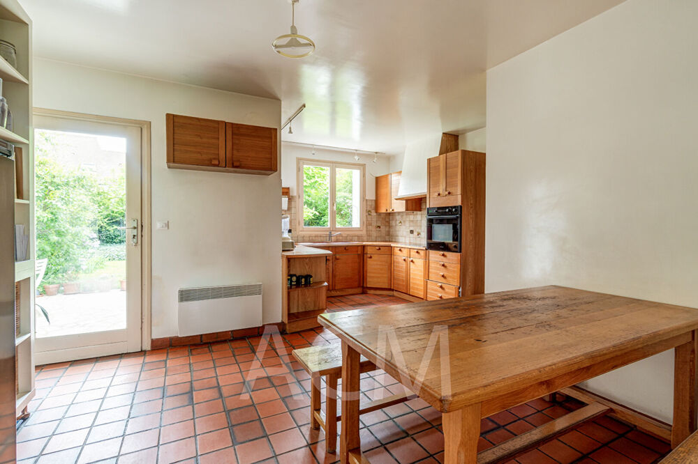 à vendre  Maison Le Mesnil-le-Roi (78600)