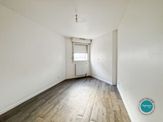  Appartement � vendre 4 pi�ces 87 m�