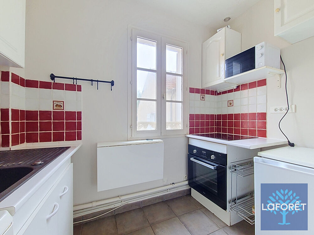 Location Appartement APPARTEMENT - 1 PIÈCE - MENNECY - 91540 Mennecy