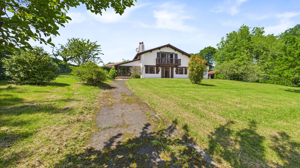 Vente Maison Maison sur 7000 m² de terrain divisible. Arbonne