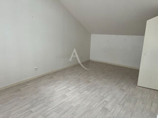  Appartement à louer 2 pièces 54 m²