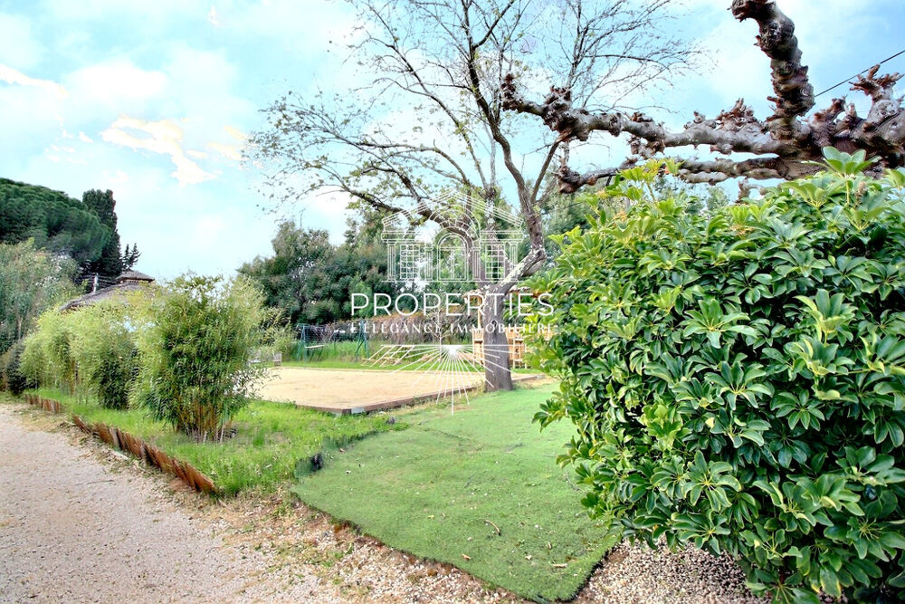 � vendre  Maison Bormes-les-Mimosas (83230)