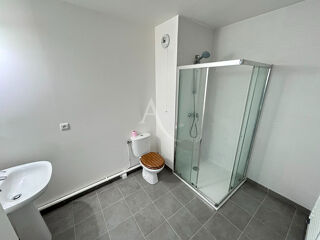  Appartement à louer 2 pièces 44 m²