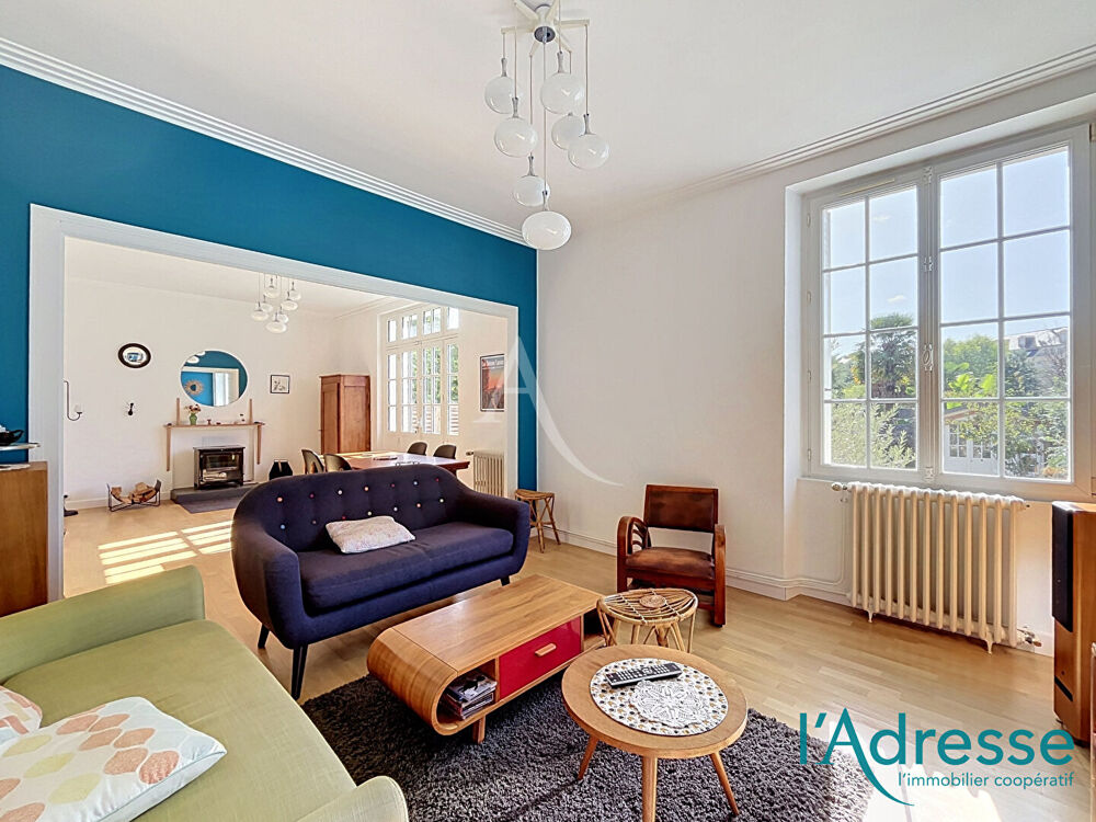 Vente Maison LAVAL PROCHE DES QUAIS - MAISON DE VILLE  AVEC JARDIN Laval