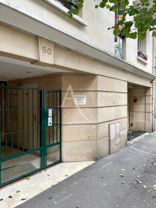  Parking / Garage � louer 