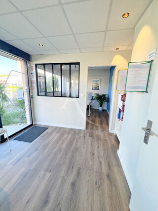  Immeuble à vendre 11 pièces 183 m²