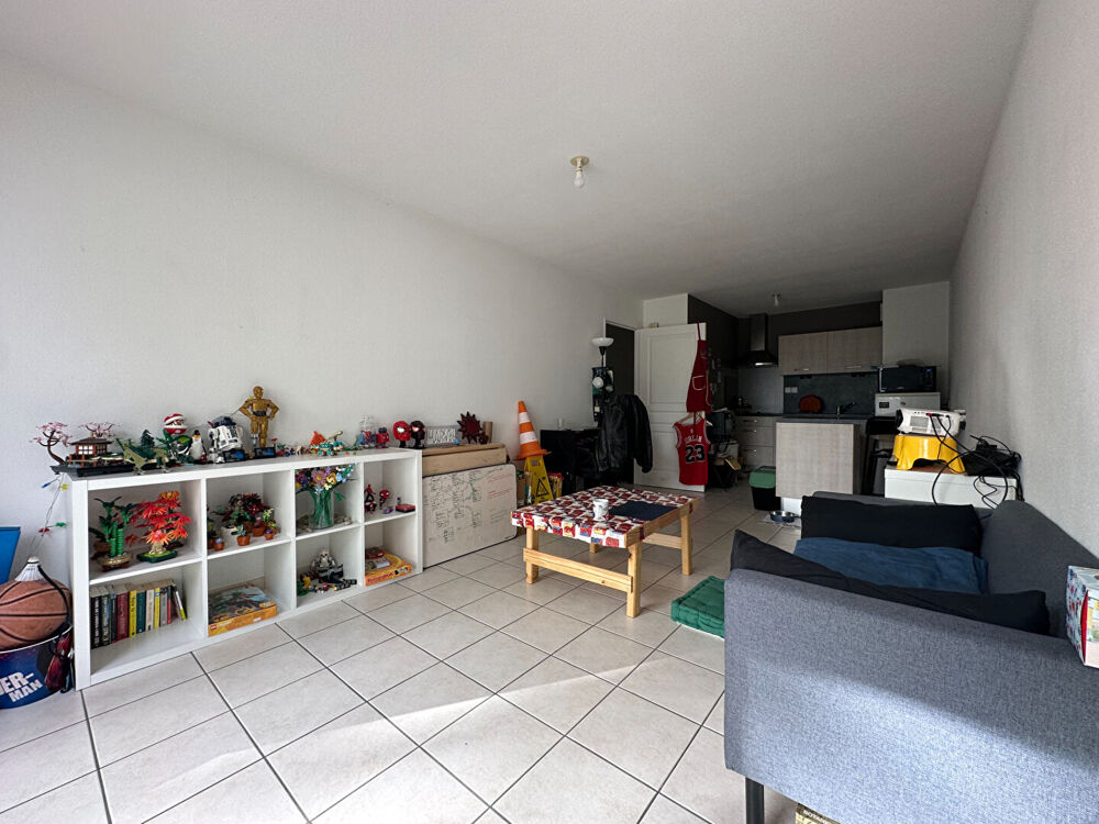 Vente Appartement Appartement à vendre à Vannes Ouest T2 avec terrasse et parking extérieur ! Vannes