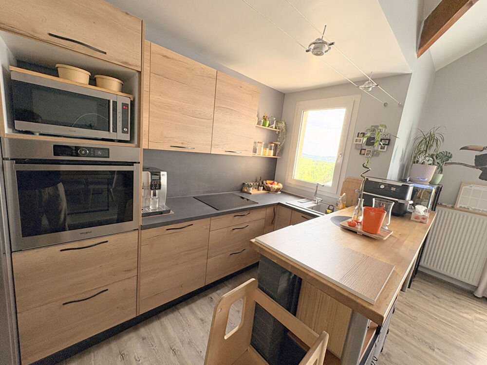Vente Appartement Appartement en duplex à Issou 3/4 pièces 73 m2 Issou