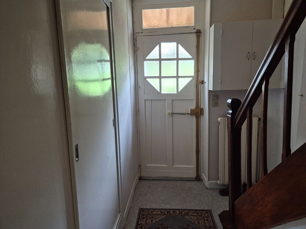 Vente Maison CORREZE. CHAMBERET. Jolie maison en pierre de 3 chambres, grand garage et jardin de 1835 m² Chamberet