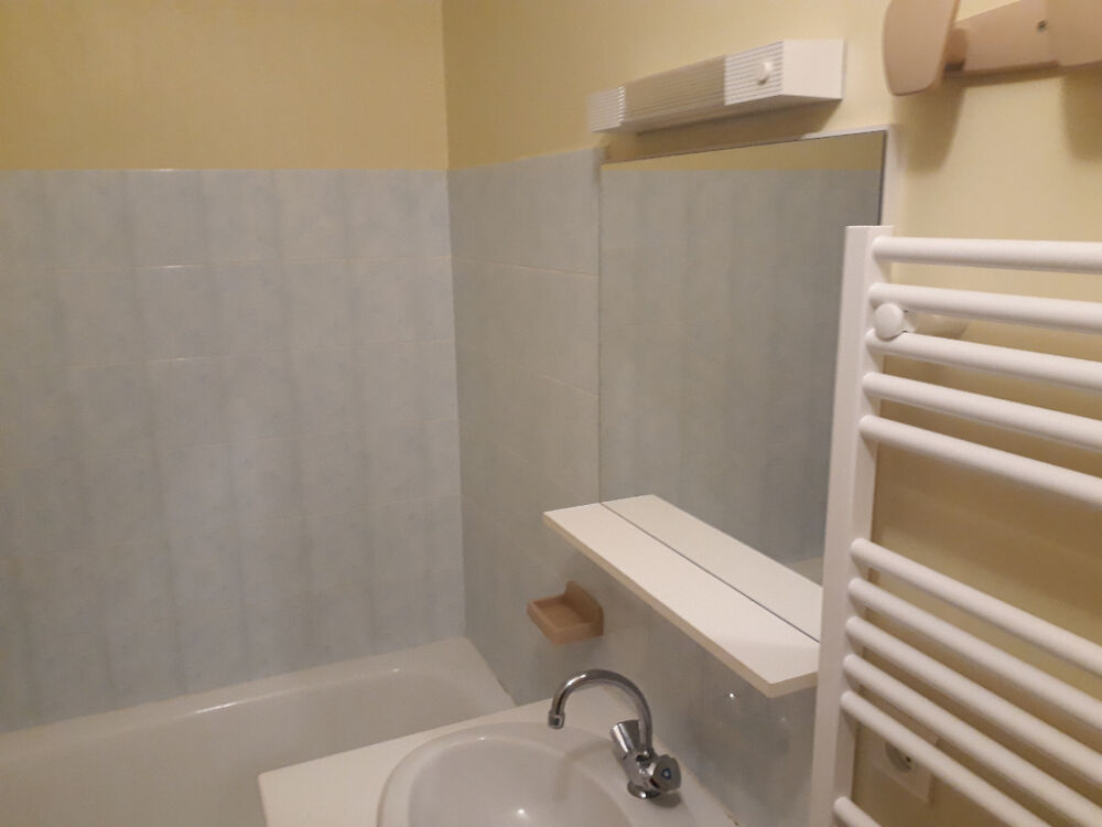 Location Appartement Studio meublé Le creusot