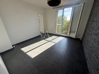 Appartement à louer 3 pièces 58 m²