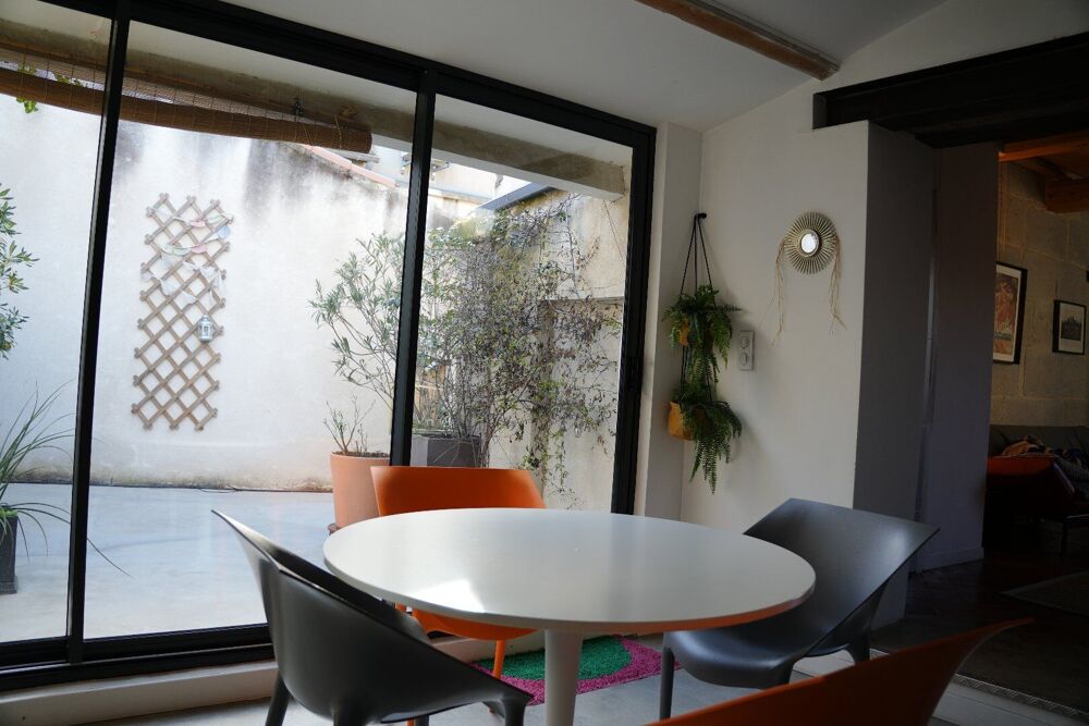 Vente Maison EYRAGUES Maison de village avec terrasse située à deux pas du centre ST REMY de Pce à 5km Eyragues