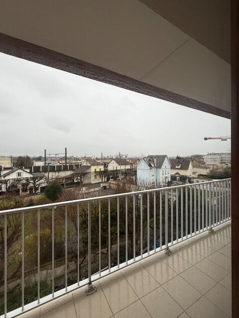  Appartement � louer 3 pi�ces 57 m�