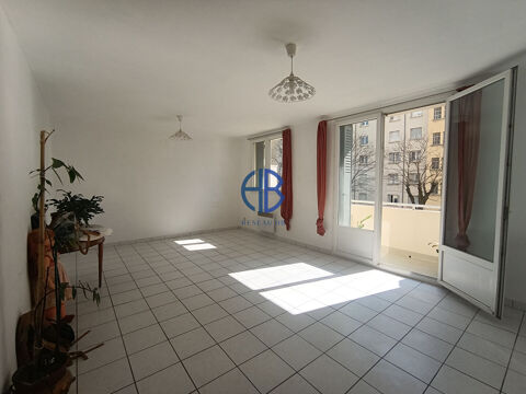   Appartement  4 pi�ce(s) cave places de parking Appartement - 4 pi�ce(s) - 60 m�