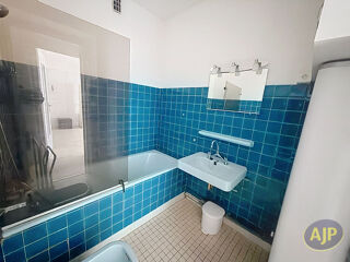  Appartement à vendre 2 pièces 70 m²